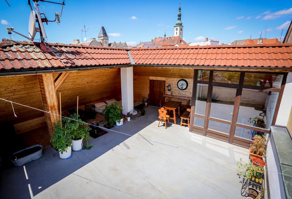 Hradebni Apartment *